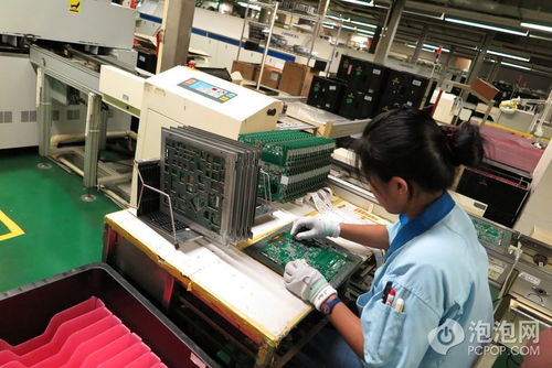 台北电脑展探秘 Pop探访技嘉主板工厂，揭秘计算机网络工程的精密世界